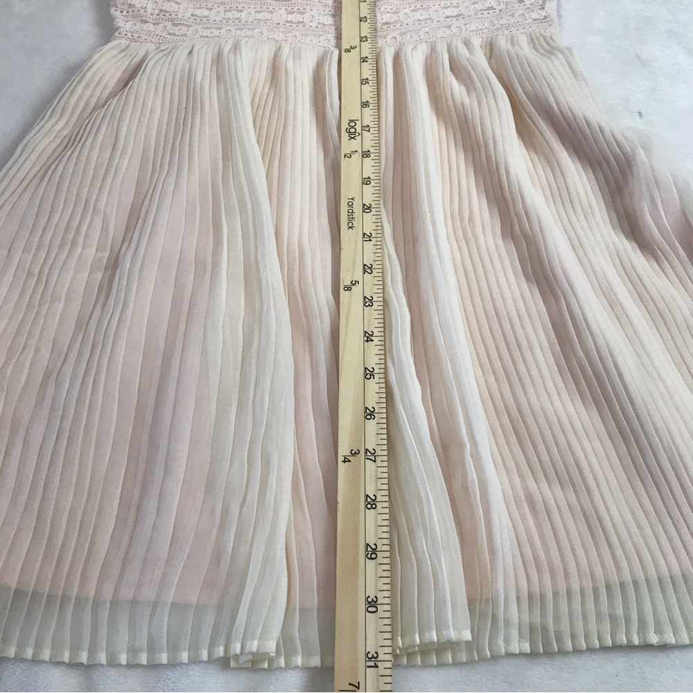 American Eagle Outfitters Blouse Type Peplum Women’s Size 4 Color Light Pink - Picture 11 of 11